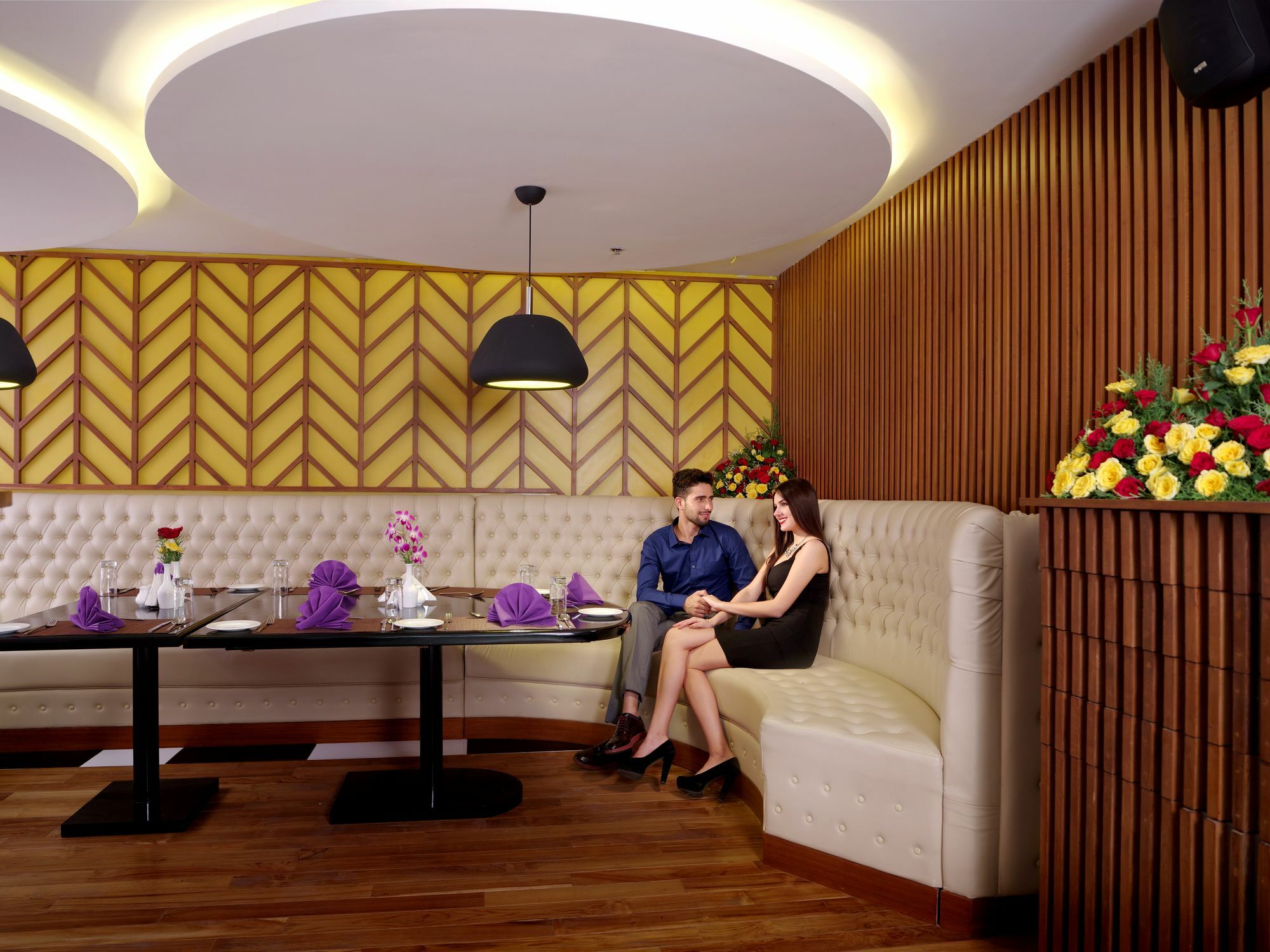 Hotel The Blooms Cochin à Kochi Extérieur photo